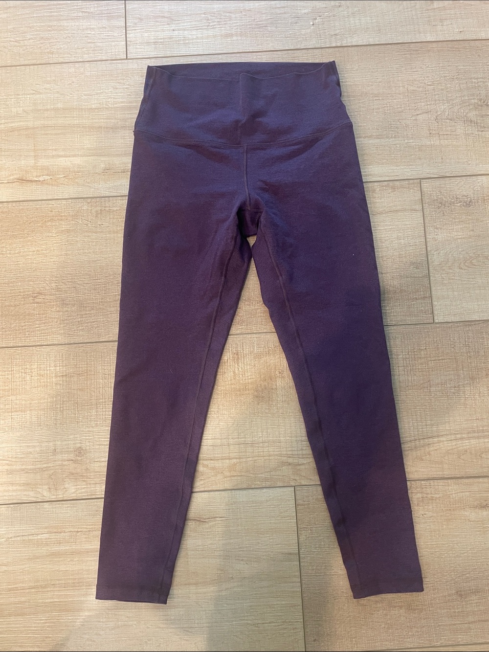 Fleo High-Waist Plum Legging Capris